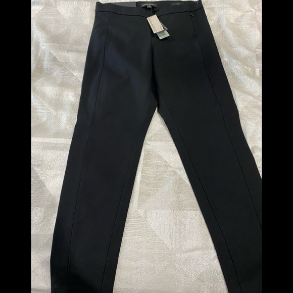 Banana Republic Pants - Banana Republic black ankle pants.